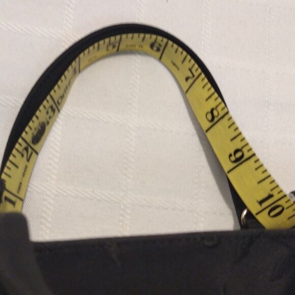 CONSIGNMENT! NWOT Amanda Smith Black Flower Patterned Cross Body Bag! - Picture 14 of 15